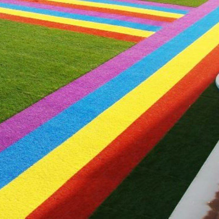 kids grass (10)